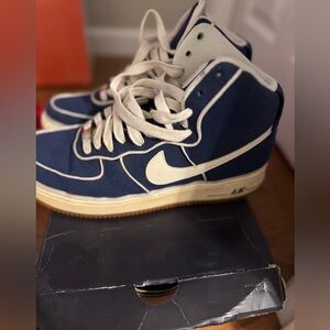 Nike Air Force 1 Black Shoe Box with White Logo 806403-401 2007